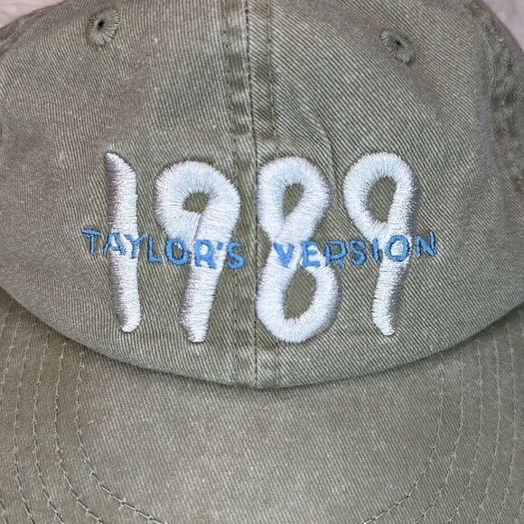NWOT 1989 Taylor’s Version Hat in Tan - Picture 4 of 4